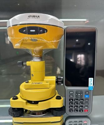Lightweight And High Precision RTK GNSS Receiver 1.4 Kg Horizontal 2.5mm 0.5ppm RMS For Surveying