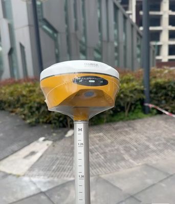 Lightweight And High Precision RTK GNSS Receiver 1.4 Kg Horizontal 2.5mm 0.5ppm RMS For Surveying