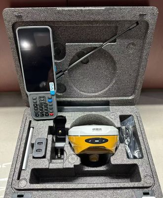 Lightweight And High Precision RTK GNSS Receiver 1.4 Kg Horizontal 2.5mm 0.5ppm RMS For Surveying